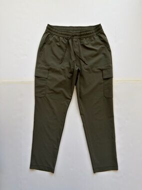 The North Face Women's Medium  Olive Green Never Stop Wearing Cargo Pant Hiking